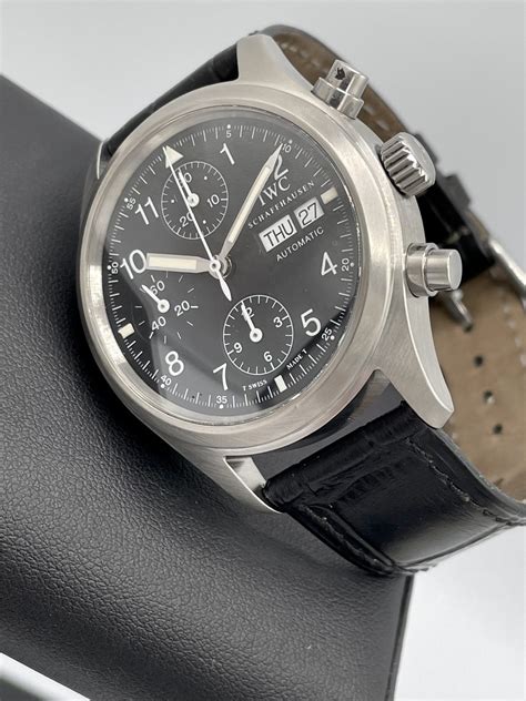 caratteristiche dell iwc 3706|IWC Pilot's Watch Chronograph 3706.